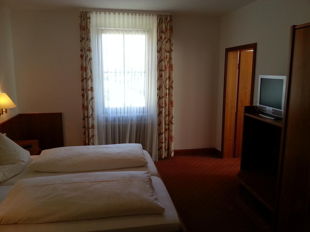 Hotel Seewirt ノネンホルン 部屋 写真