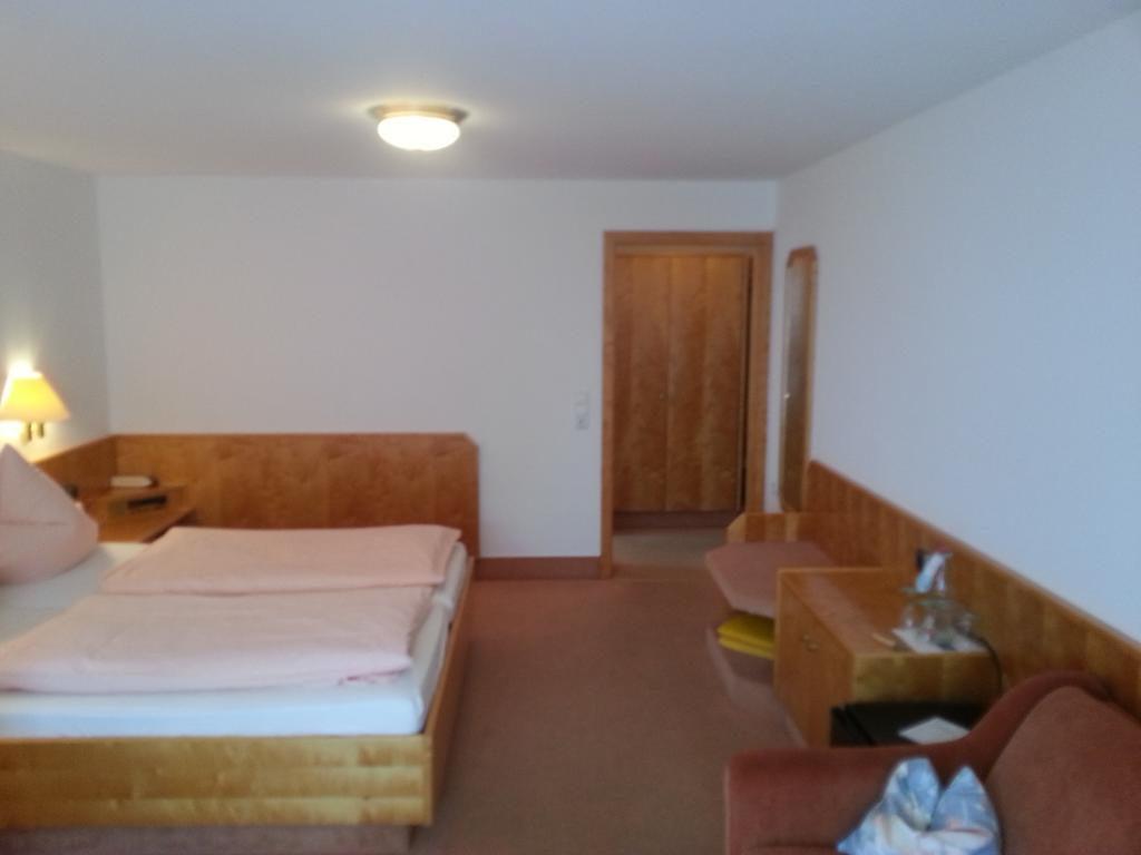 Hotel Seewirt ノネンホルン 部屋 写真